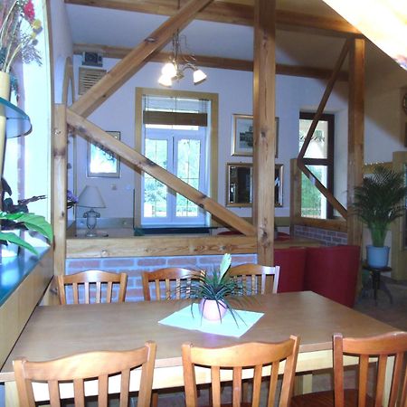 Toris Inn Trinec Exteriör bild