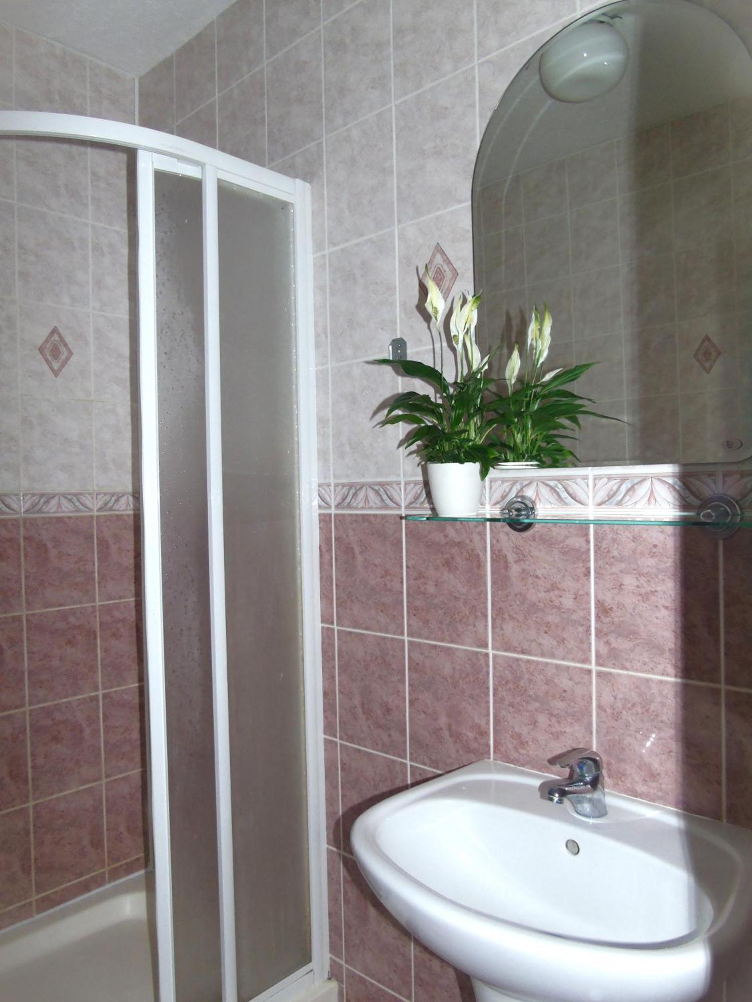 Toris Inn Trinec Exteriör bild